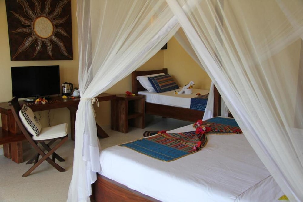

Cagliari - Kizimkazi - Fruit & Spice Wellness Resort Zanzibar