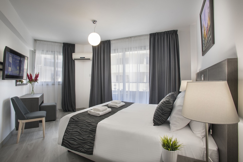 

Venezia - Larnaca - Blazer Residence