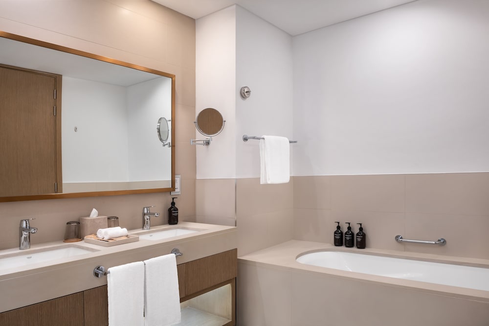 

Bologna - Al Muharraq - Vida Beach Resort Marassi Al Bahrain