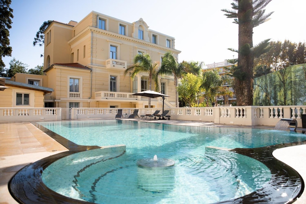 

Milano - Monte Carlo - Villa Genesis