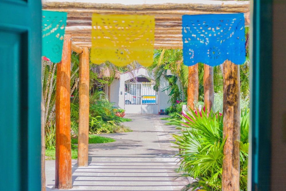 

Napoli - Cozumel - Hotel Villas Colibrí Suites & Bungalows