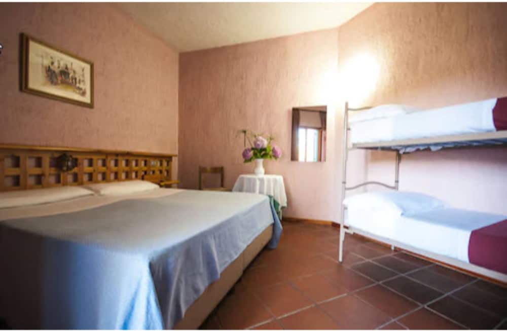 

Napoli - Budoni - Hotel Scintilla