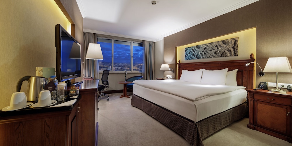 

Napoli - Kayseri - Wyndham Grand Kayseri