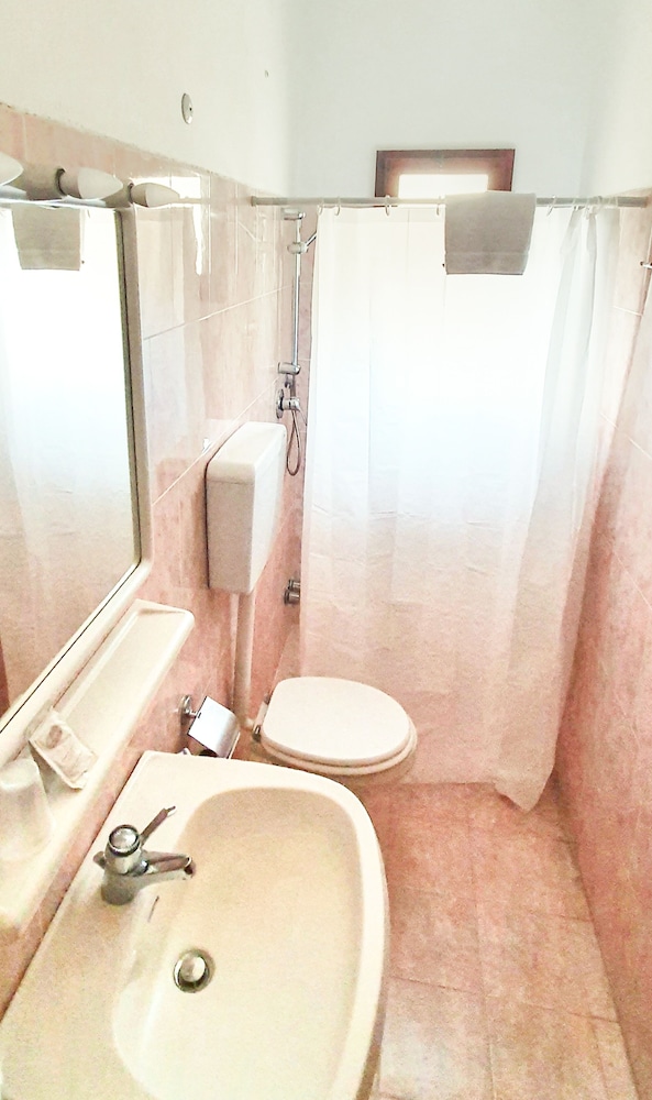 

Cagliari - Pistoia - Bellavista Hotel & Osteria
