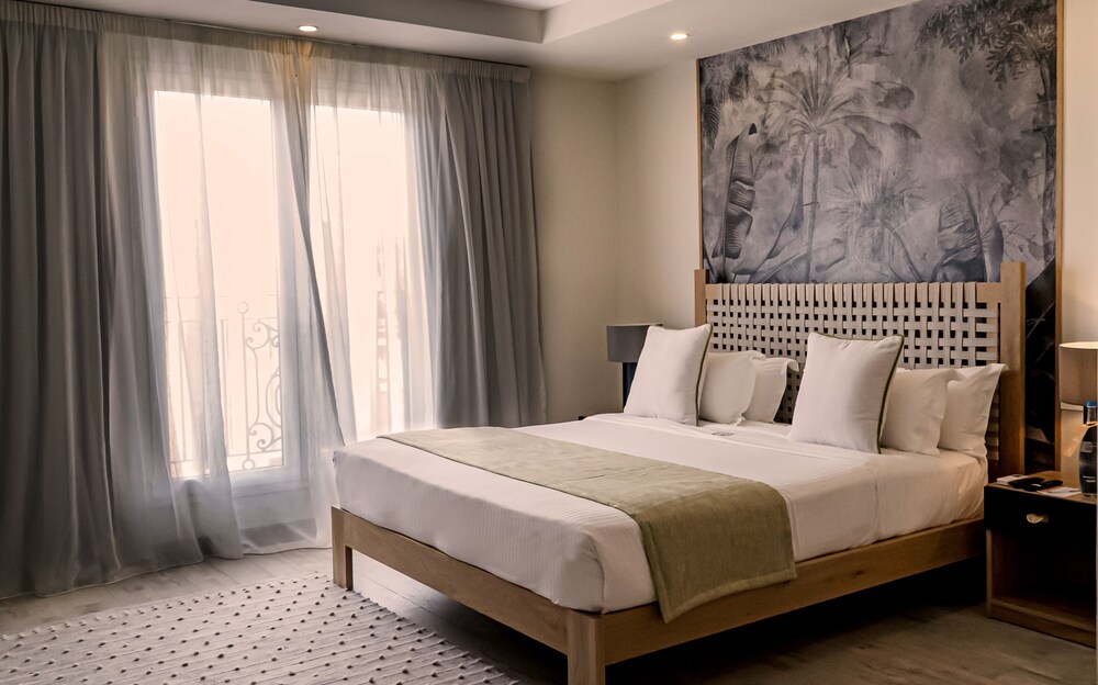 

Milano - Port Chambly - The Address Boutique Hotel