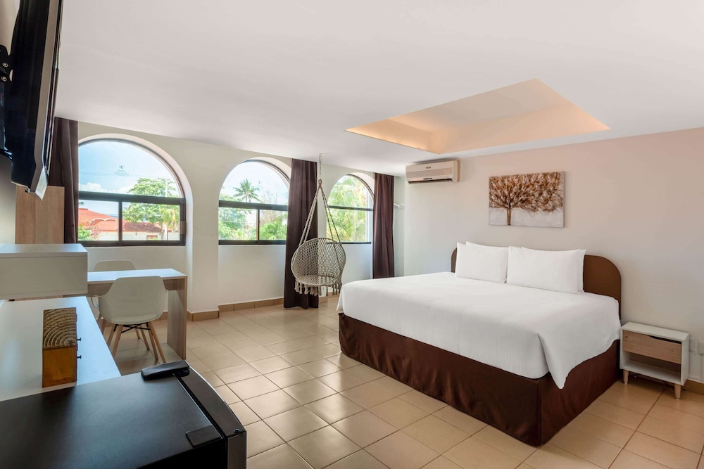 

Napoli - Cozumel - Cozumel Hotel & Resort Trademark Collection by Wyndham