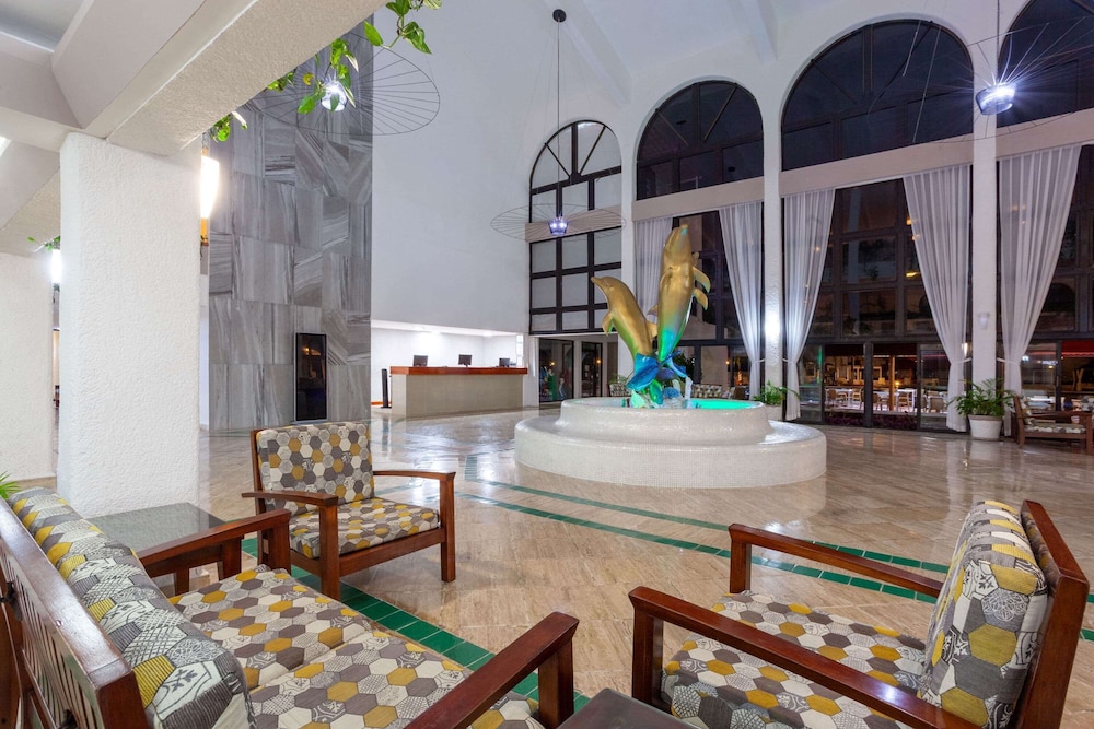 

Bologna - Cozumel - Cozumel Hotel & Resort Trademark Collection by Wyndham