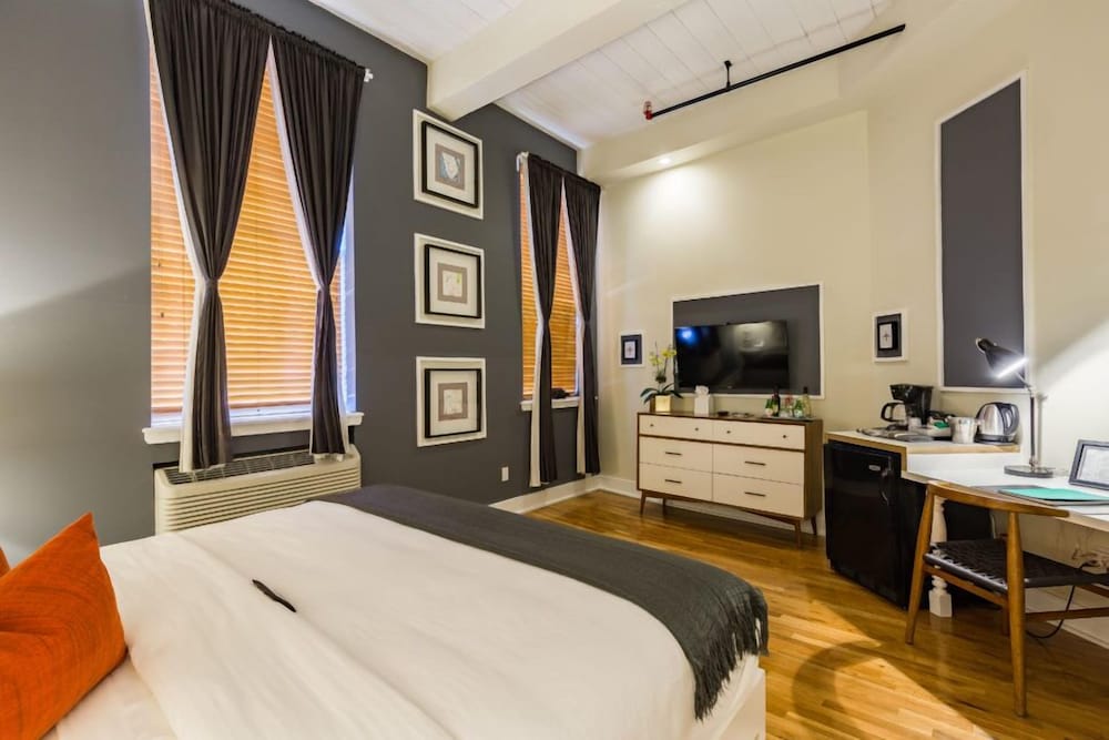 

Torino - Brooklyn (NY) - Henry Norman Hotel