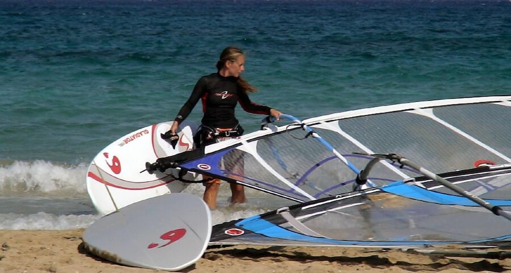 

Napoli - Paros, Isole Greche - Surfing Beach Village Paros