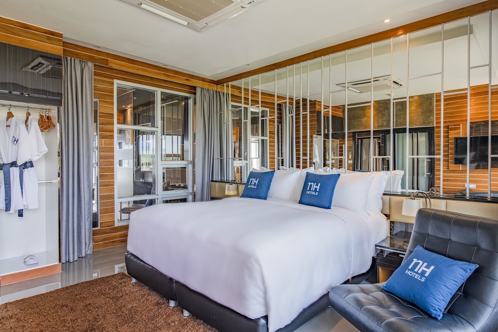 

Napoli - Si Sunthon - NH Boat Lagoon Phuket Resort