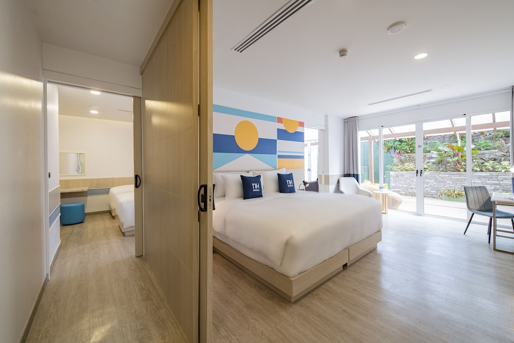 

Napoli - Si Sunthon - NH Boat Lagoon Phuket Resort