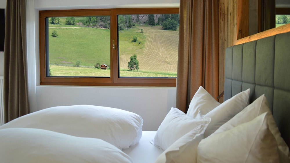 

Bari - Lago di Braies - Hotel Trenker