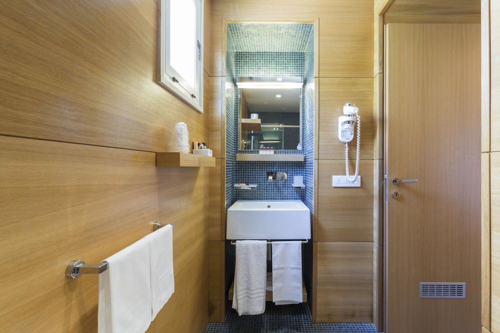 

Roma - Donnalucata - Hotel Novecento