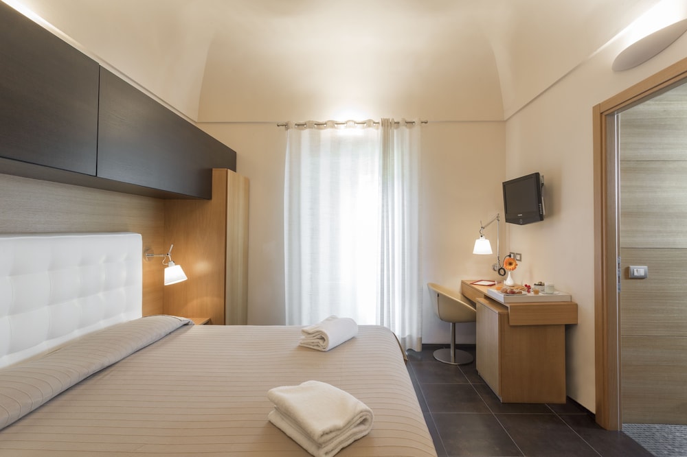 

Torino - Donnalucata - Hotel Novecento