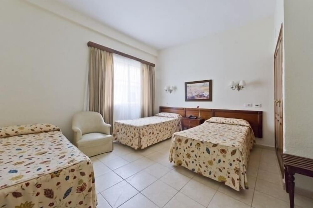 

Genova - Los Realejos - Hotel Marte