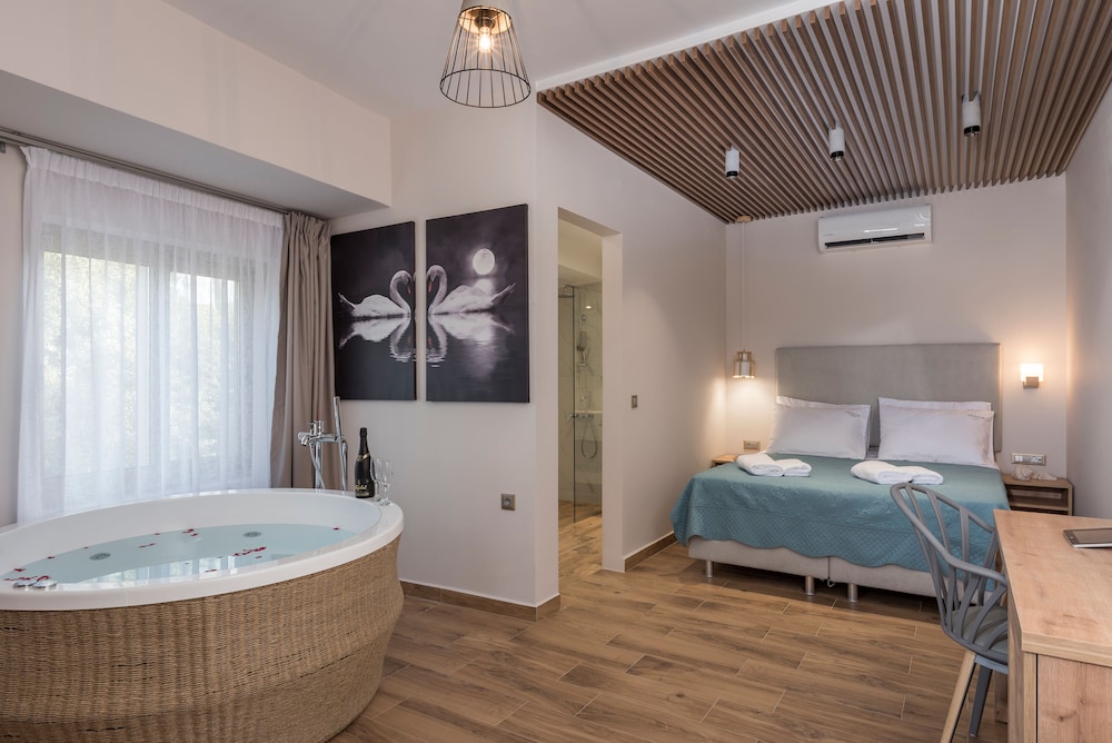

Milano - Soúda - Aequor Luxury Rooms & Apartments