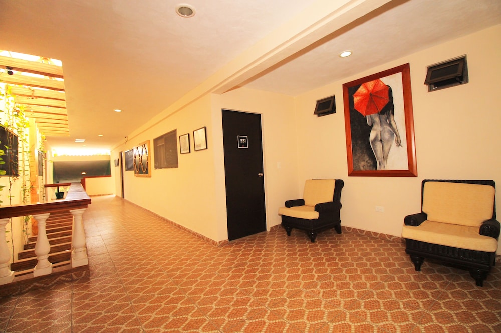 

Bologna - Playa del Carmen - Papagayo Hotel Boutique