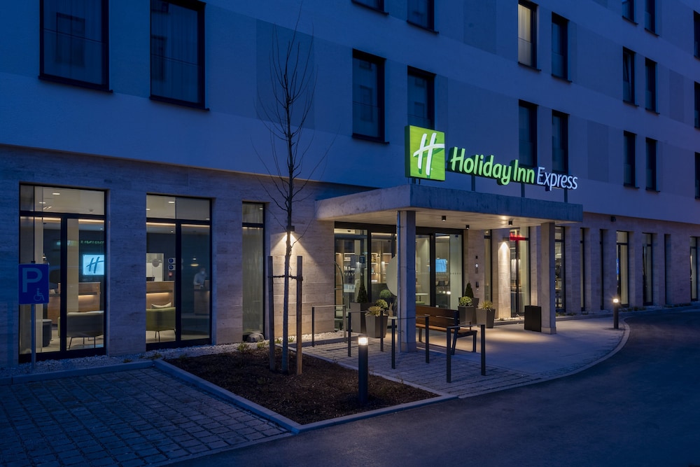

Catania - Monaco di Baviera - Holiday Inn Express Munich North