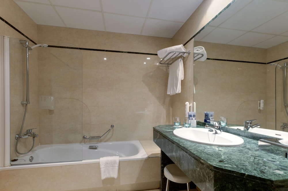 

Milano - Almería - Hotel Vértice Índalo Almería