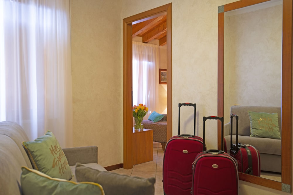 

Milano - Peschiera del Garda - Hotel Corte Regina
