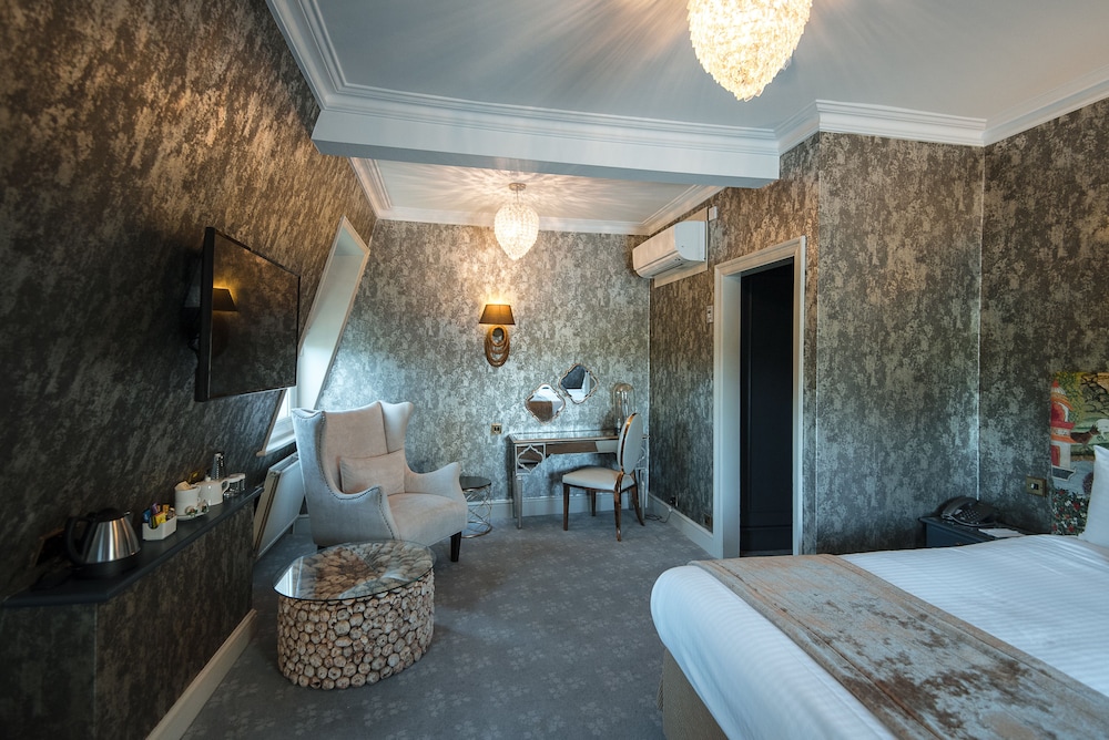 

Milano - Tonbridge - The Spa Hotel