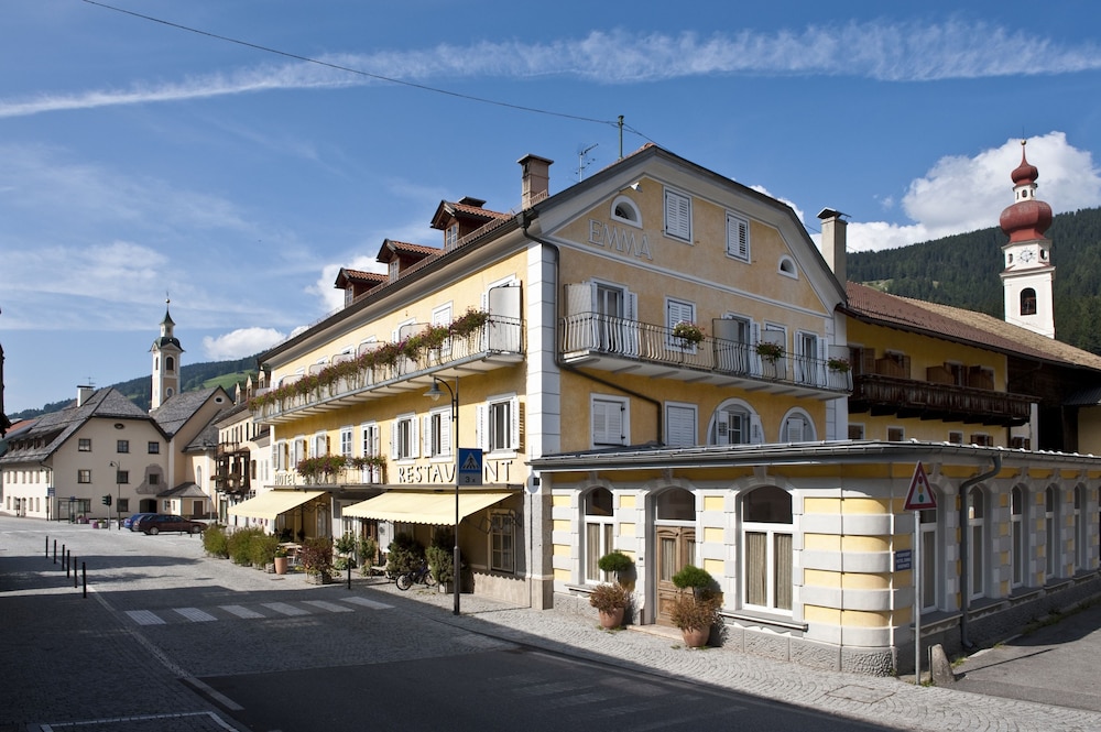 

Roma - San Candido - Emma Historic Hotel