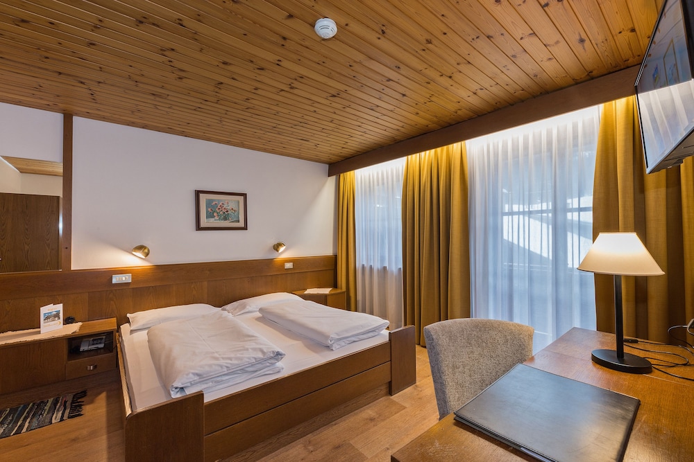 

Bari - Sesto - Hotel Mondschein