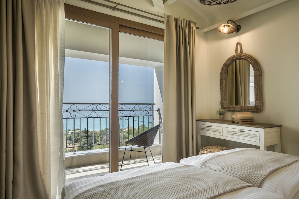 

Napoli - Trapezaki - La Signora Hotel