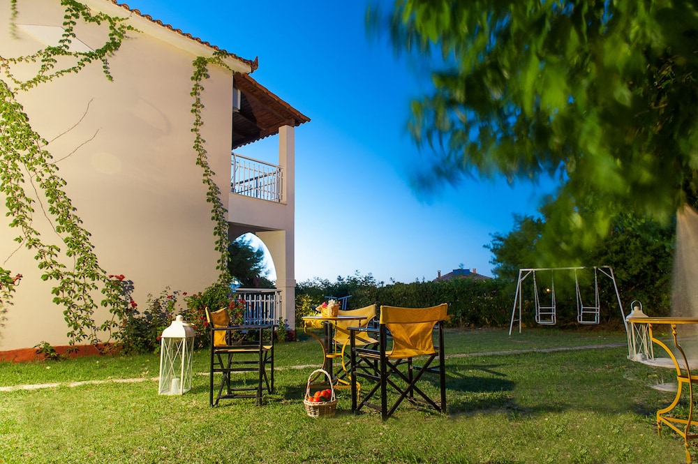 

Milano - Alykes - Armonia Boutique Hotel