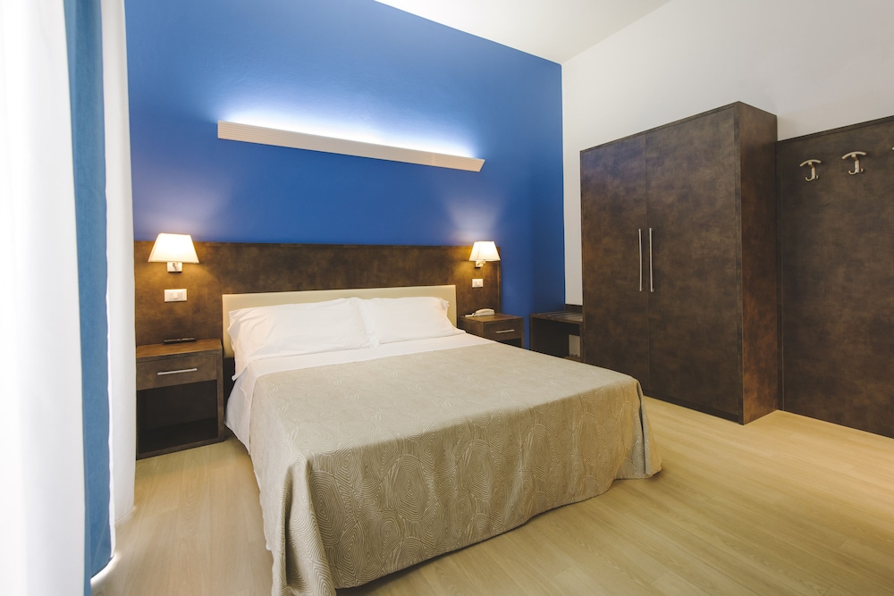 

Roma - Viareggio - Giulia Hotel