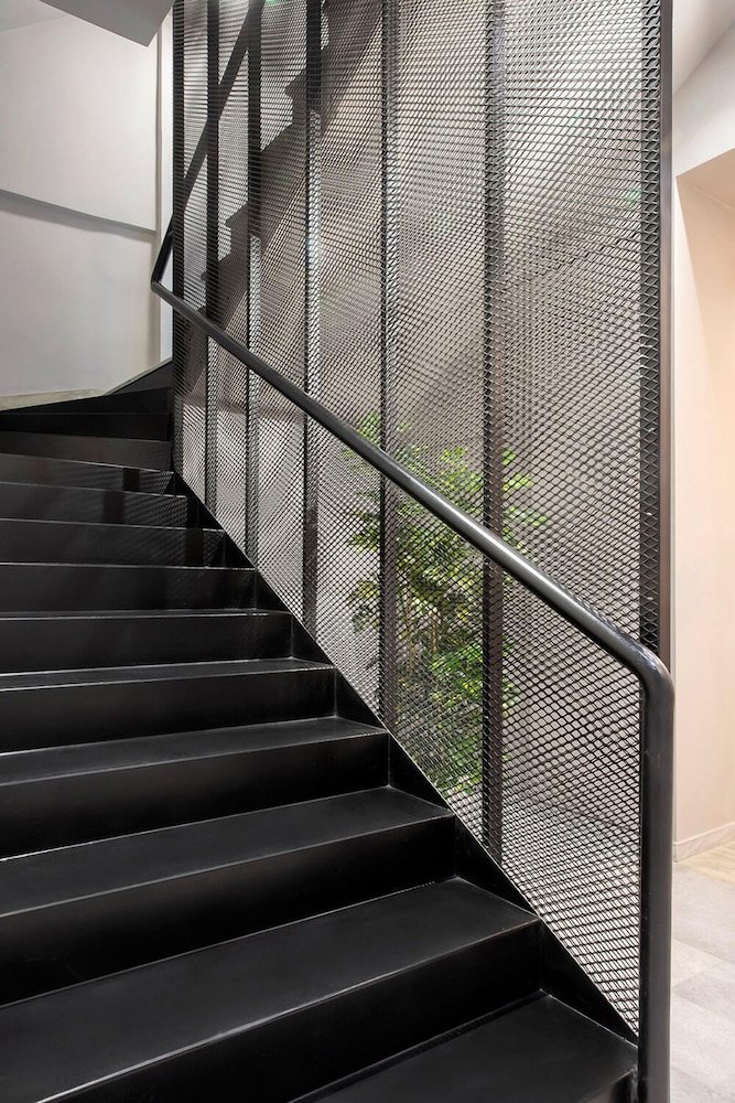 

Bari - Atene - Thisean Modern Suites By Athens Stay