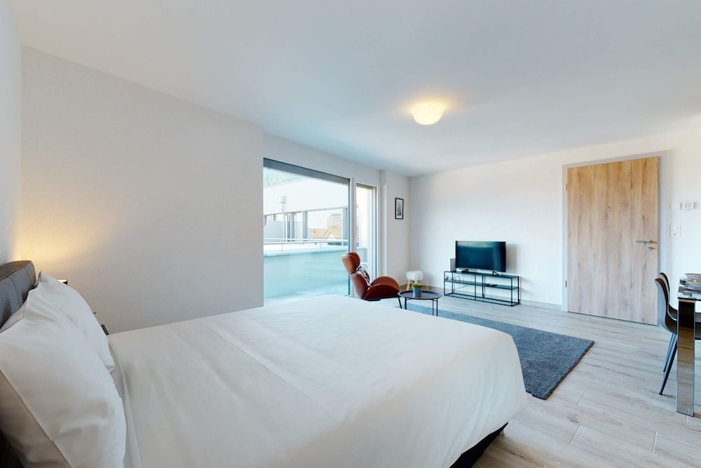 

Roma - Leysin - Nonanteneuf Appart-hôtel - Aigle