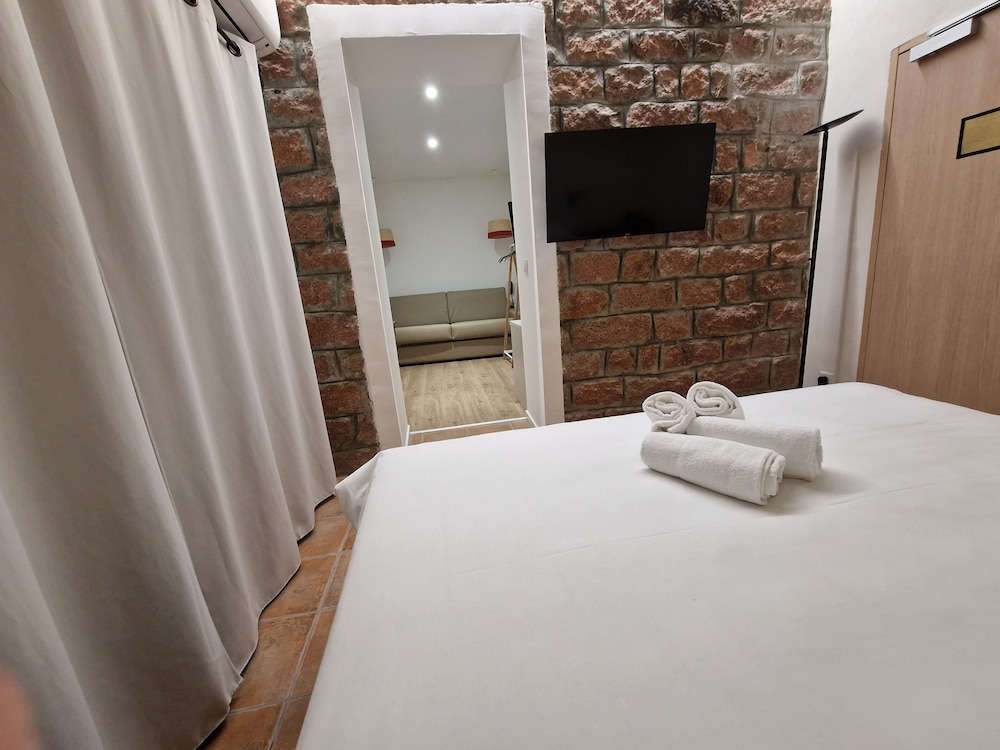 

Milano - Ota - Hotel Bella Vista