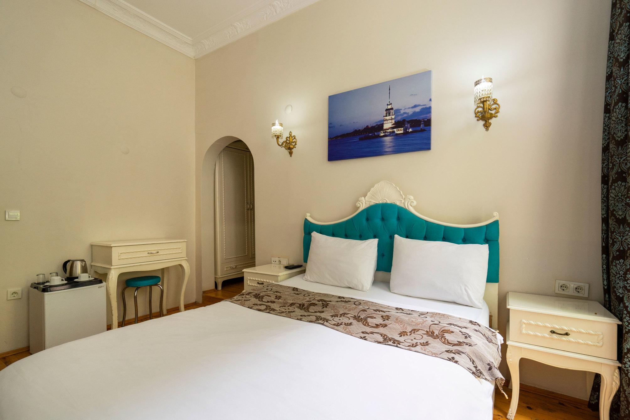 

Cagliari - Istanbul - Gedikpasa Konagi Hotel