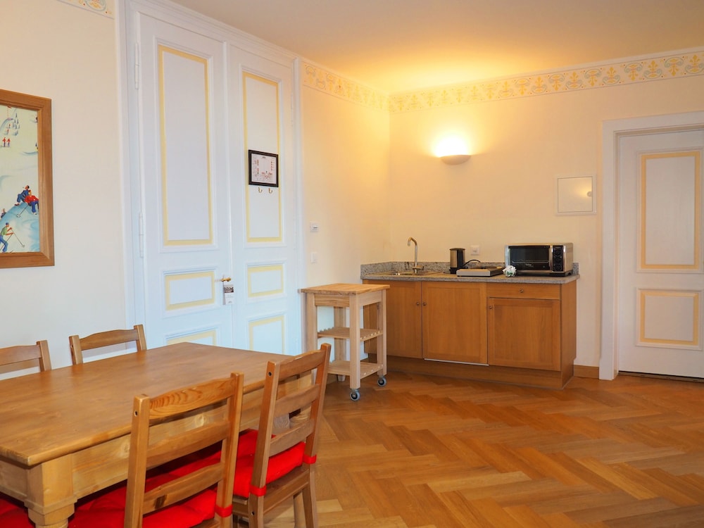 

Catania - Maloja - Maloja Palace Apartments
