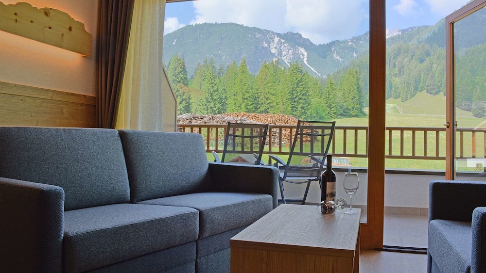 

Catania - Lago di Braies - Hotel Trenker