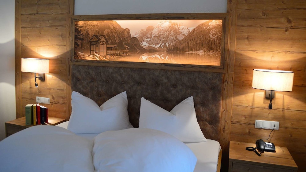

Catania - Villabassa - Hotel Trenker
