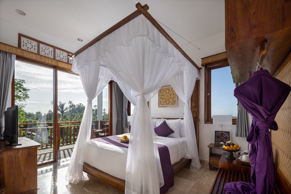 

Milano - Ketewel - Swan Paradise A Pramana Experience