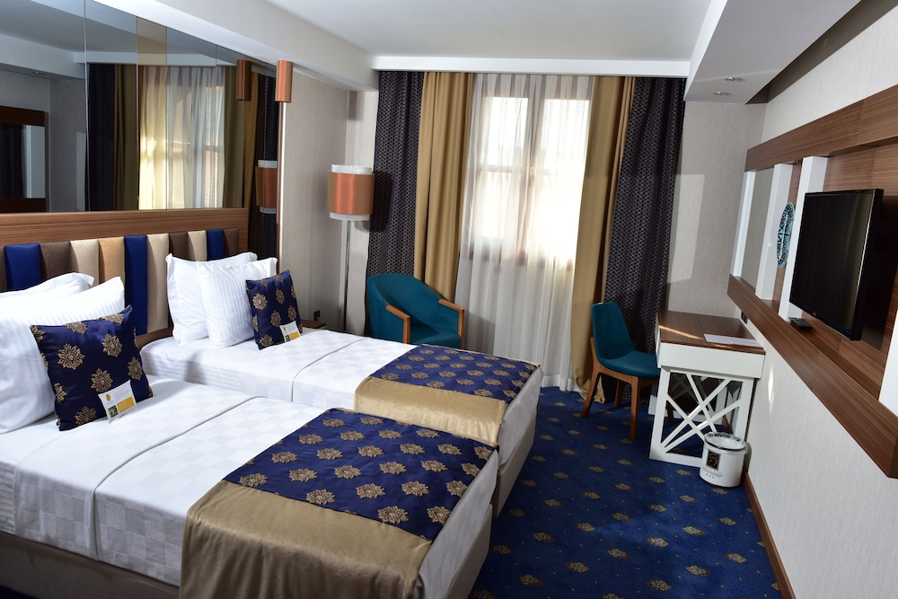 

Milano - Manisa - Giritligil Hotel