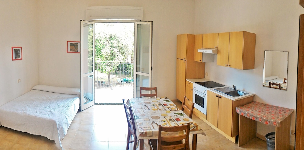 

Cagliari - Versilia e Costa Toscana, Mare Italia - Happy Hotel