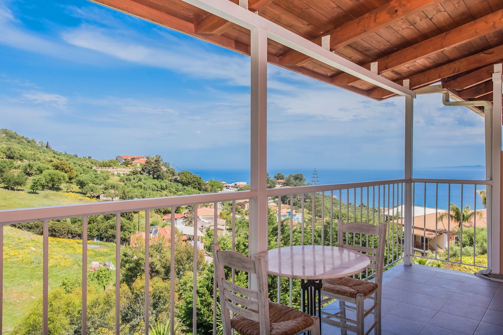 

Bologna - Vasilikos - Sea View Village