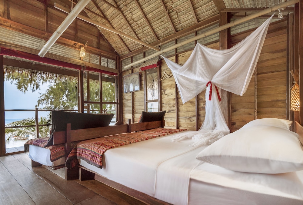 

Roma - Ko Lipe - Castaway Resort Koh Lipe