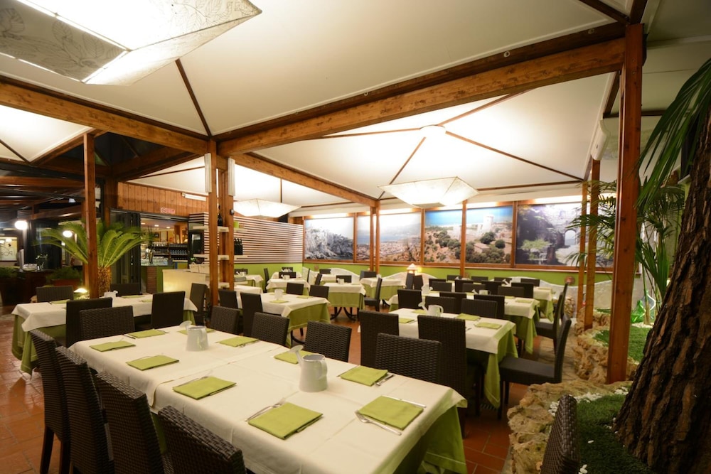 

Milano - Marina di Ascea - Hotel Porta Rosa
