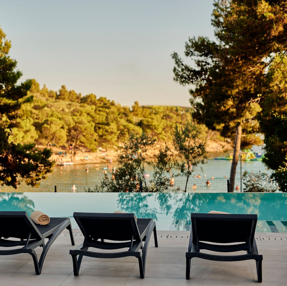 

Roma - Betina - Colentum Resort Murter