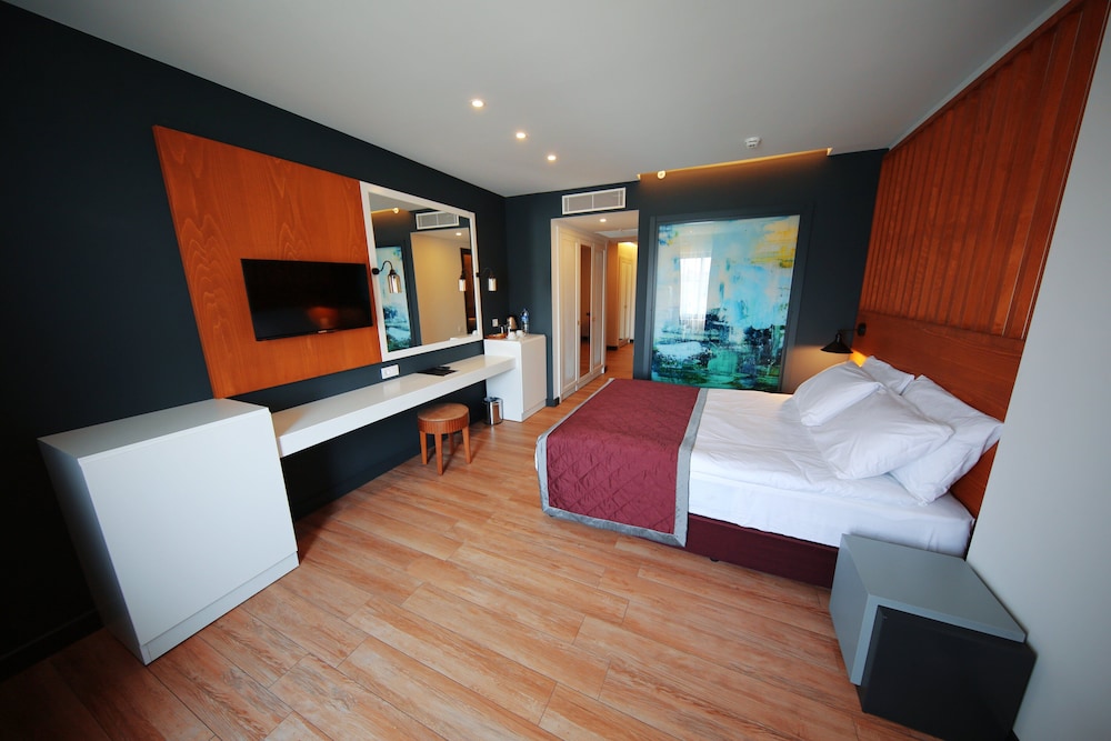 

Milano - Mahmutlar - Sey Beach Hotel & Spa
