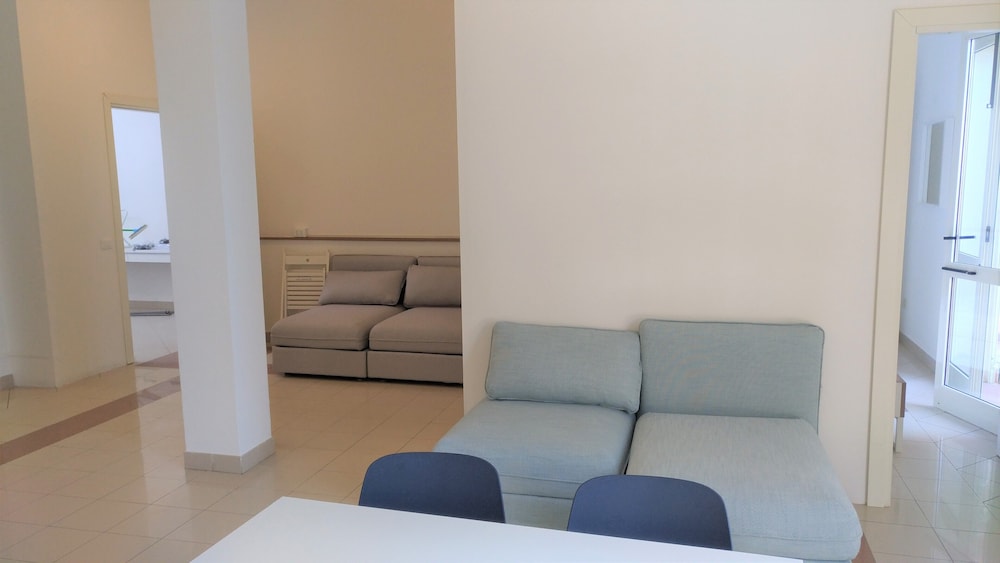 

Cagliari - Versilia e Costa Toscana, Mare Italia - Happy Hotel
