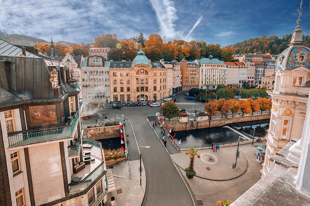 

Milano - Karlovy Vary - Hotel Golden Lamb