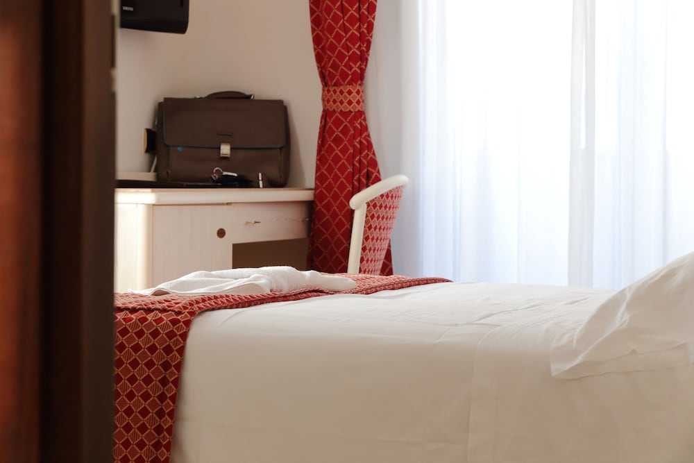 

Palermo - Riviera Romagnola, Mare Italia - Hotel Du Soleil