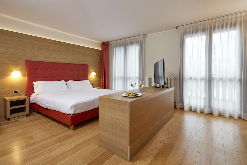 

Milano - Passo del Tonale - Blu Hotel Acquaseria