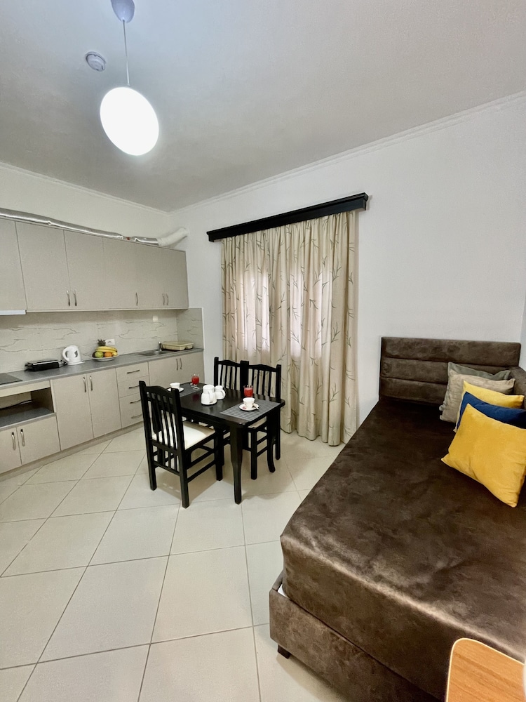 

Roma - Sarandë - Relax Apts Saranda